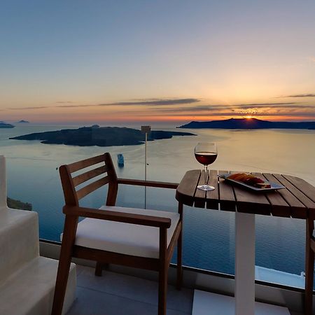 Iriana Suites Fira  Exteriör bild