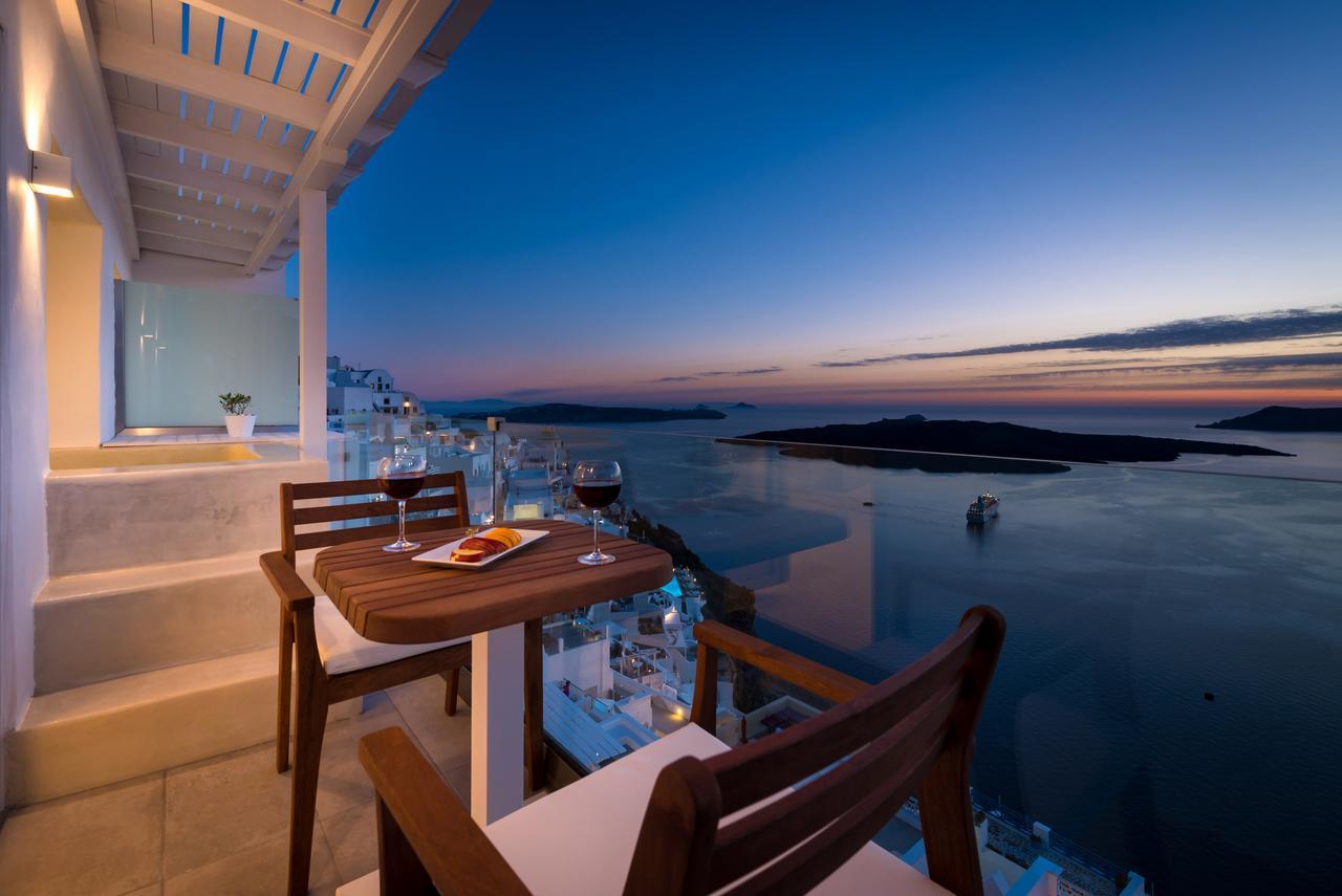 Iriana Suites Fira  Exteriör bild