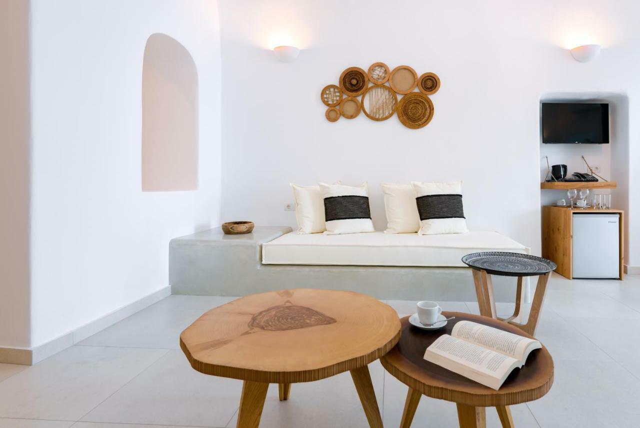 Iriana Suites Fira  Exteriör bild