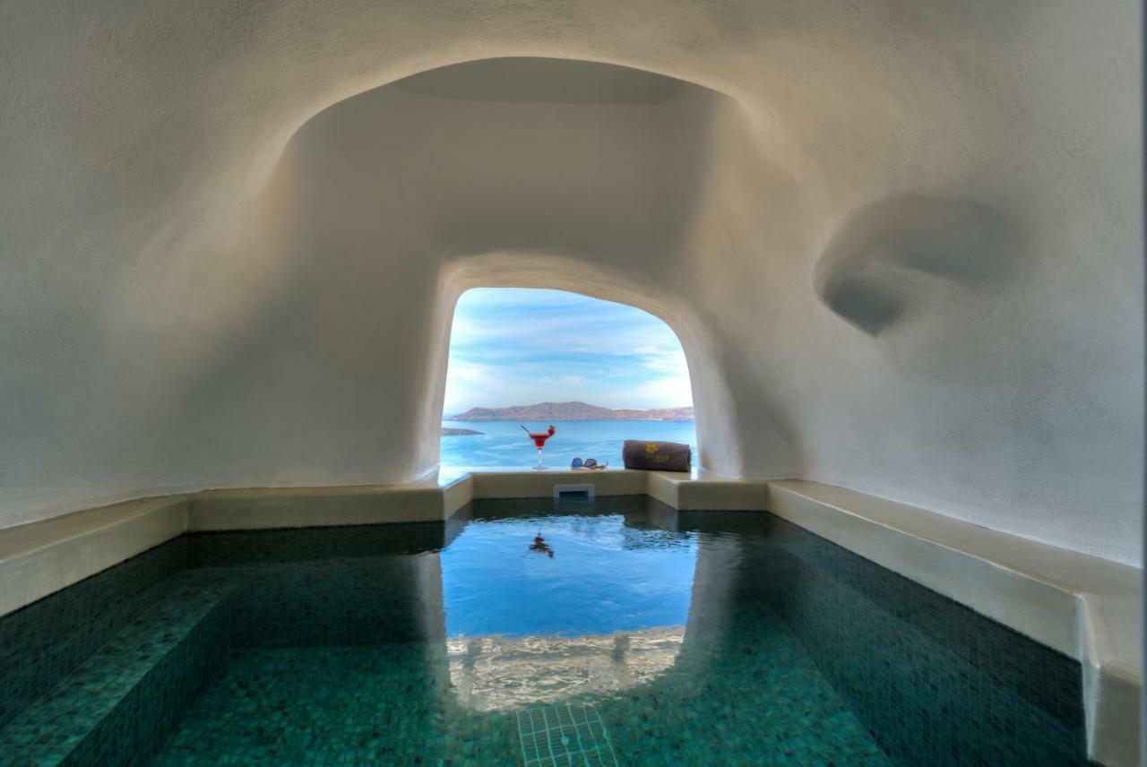 Iriana Suites Fira  Exteriör bild